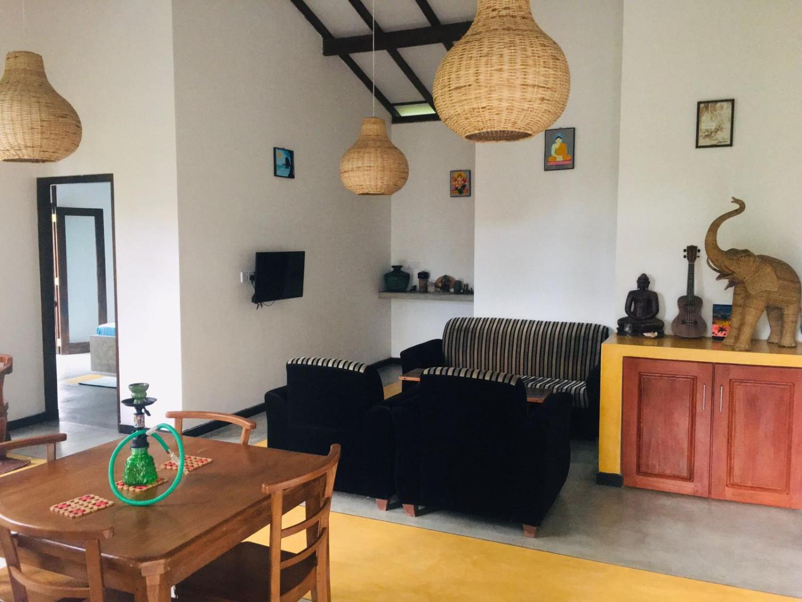 Om Villa Хикадува Екстериор снимка