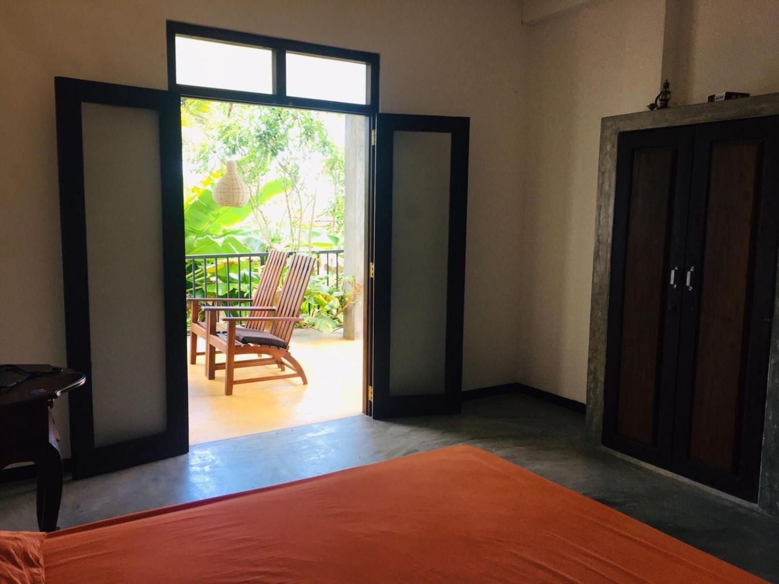 Om Villa Хикадува Екстериор снимка