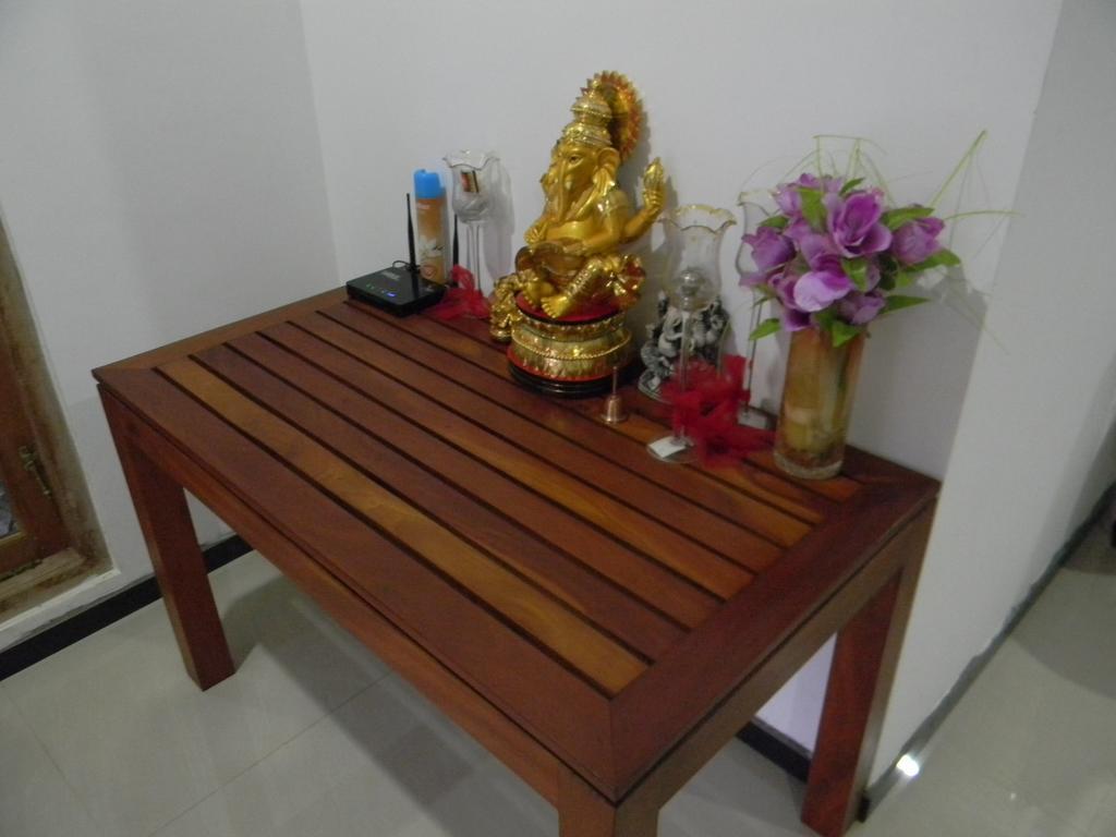 Om Villa Хикадува Екстериор снимка